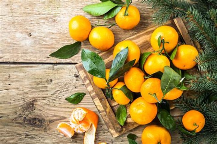 Are green tangerines OK to eat