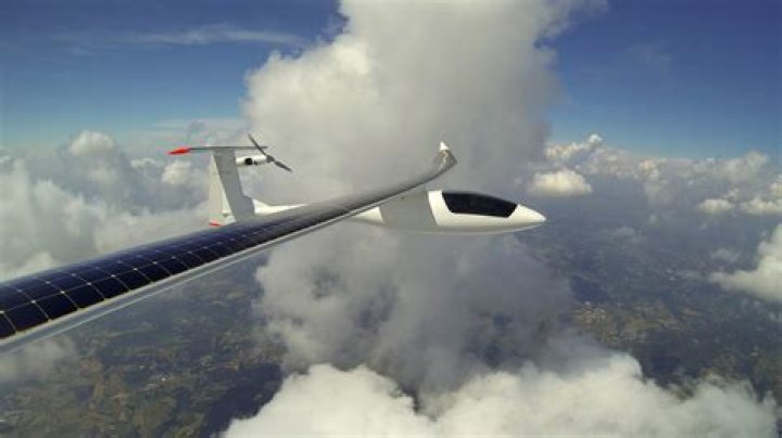 Are there solar powered planes