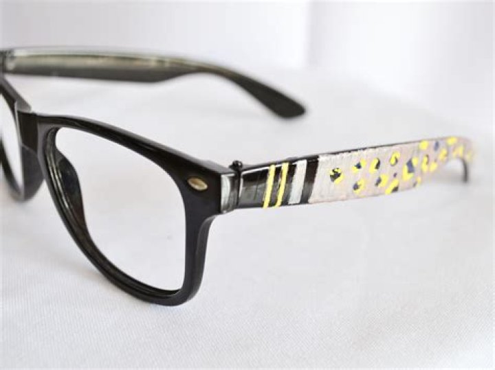 Can I paint my eyeglass frames
