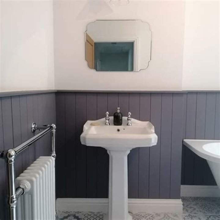 Can I use MDF trim in bathroom