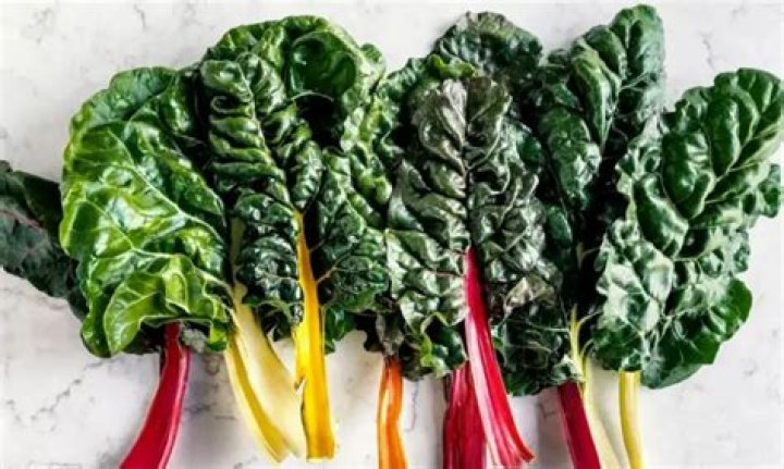 Can Swiss chard be frozen raw