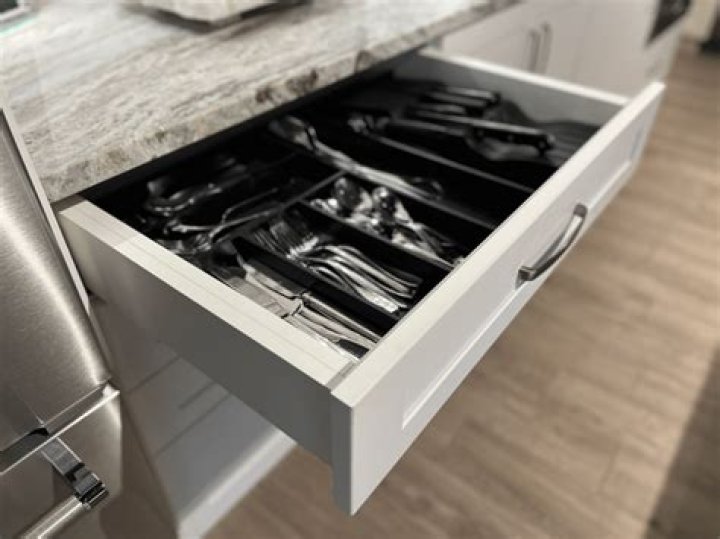 Can you adjust kitchen drawers