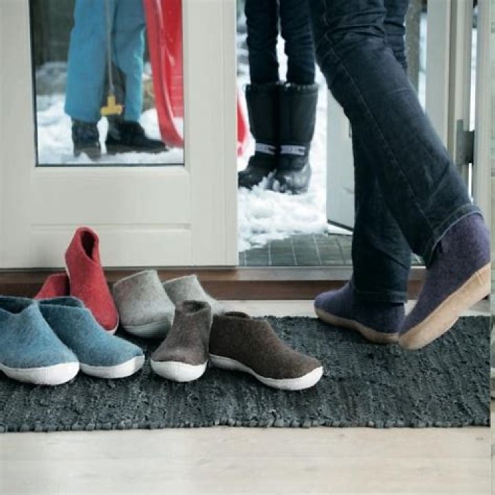 Can you wear Glerups outdoors