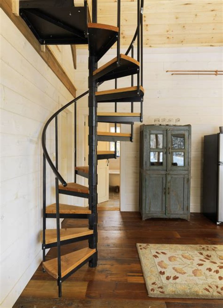 Do spiral stairs save space