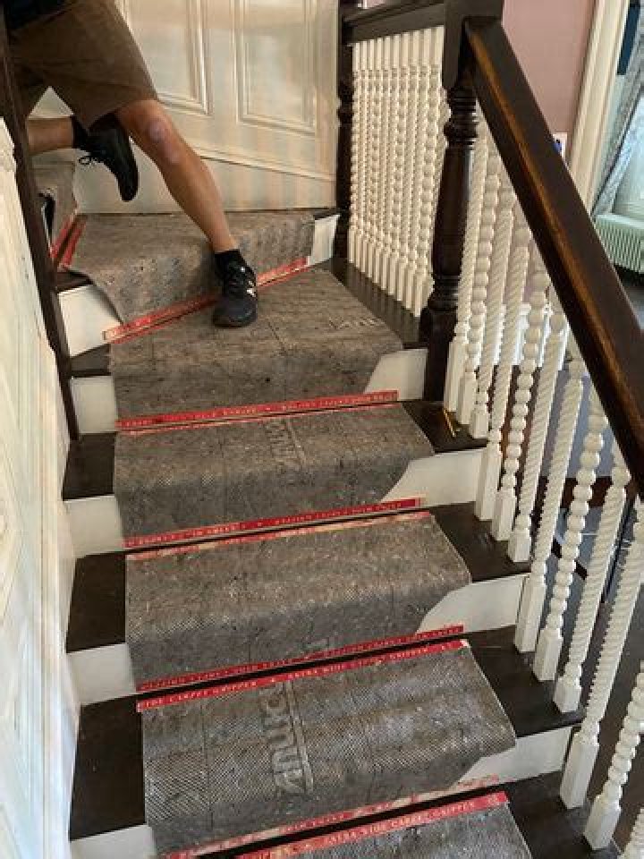 Do stairs need carpet padding