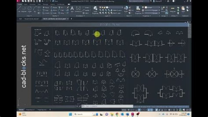 Does AutoCAD LT have Wall command