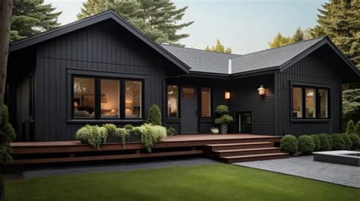 Does dark color vinyl siding fade