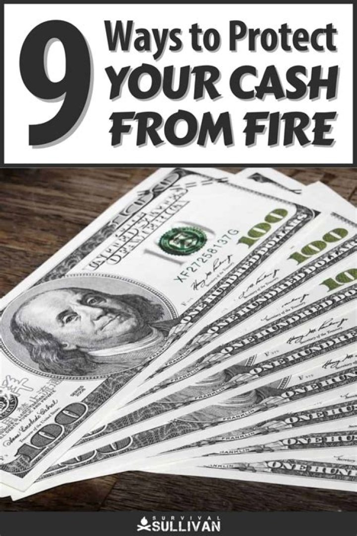 Does fireproof safe protect money