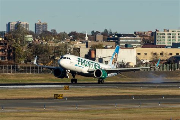 Does Frontier Airlines fly to LGA