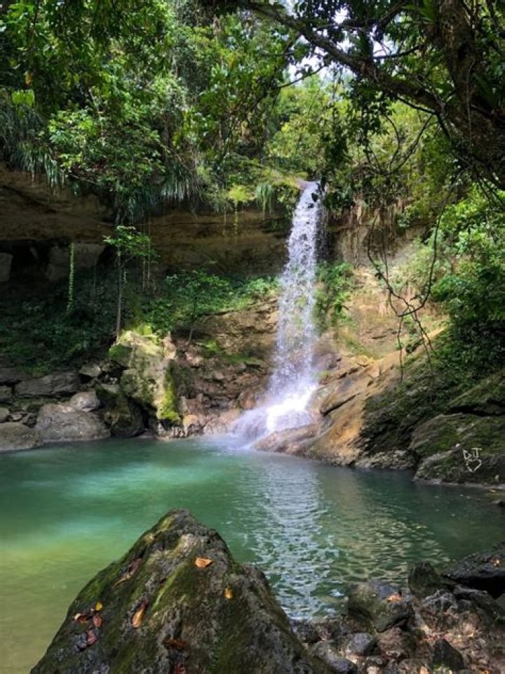 Does Puerto Rico have a waterfall