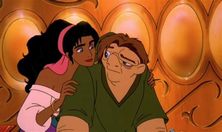 How did Quasimodo saves Esmeralda