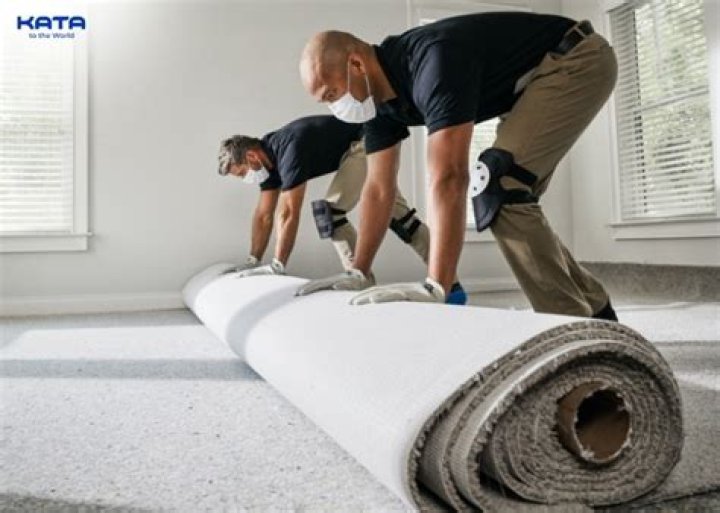 How do you clean broadloom carpet