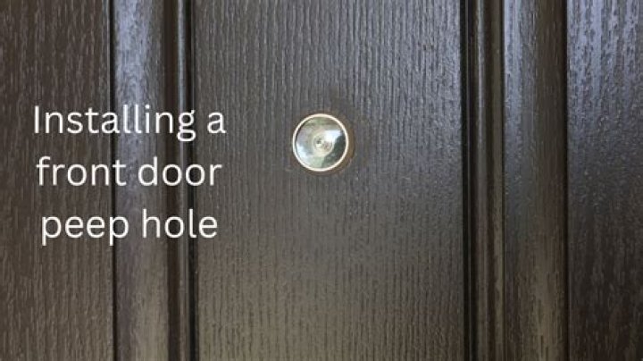 How do you get a peephole out