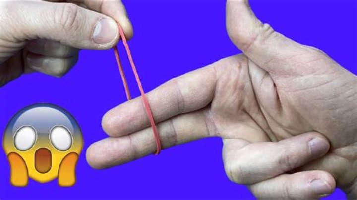 How do you make rubber band pants