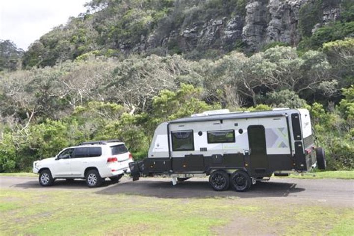 How do you tow a small trailer
