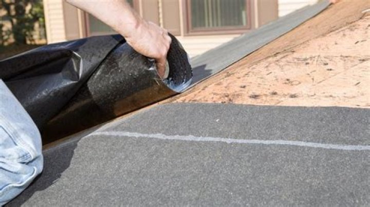 How long does rolled roofing last