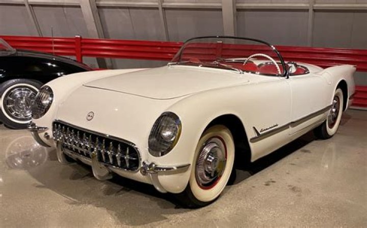 How many 1953 Corvettes are there