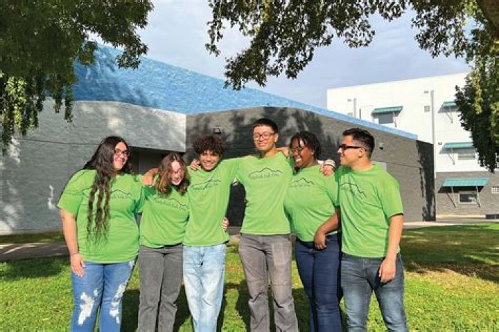 Is Link Crew community service