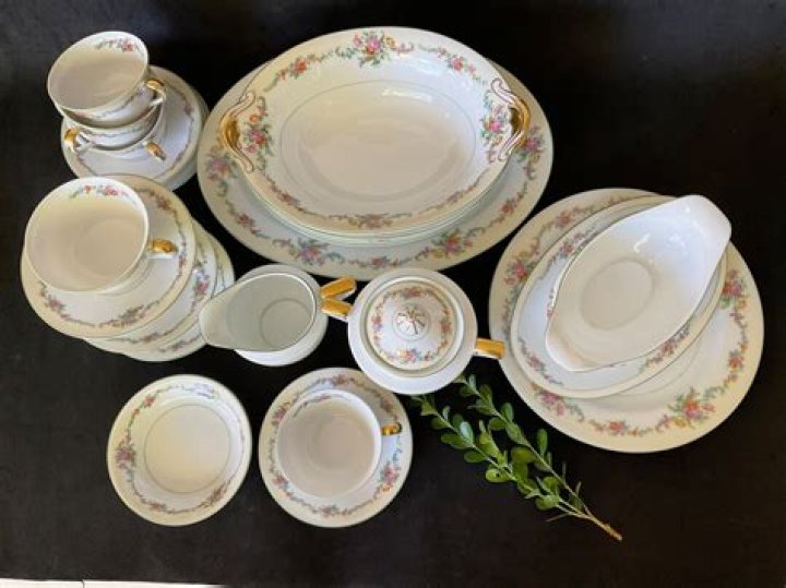 Is Noritake china microwavable