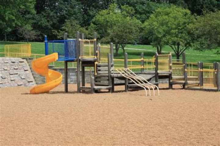 Is pea gravel safe for playground