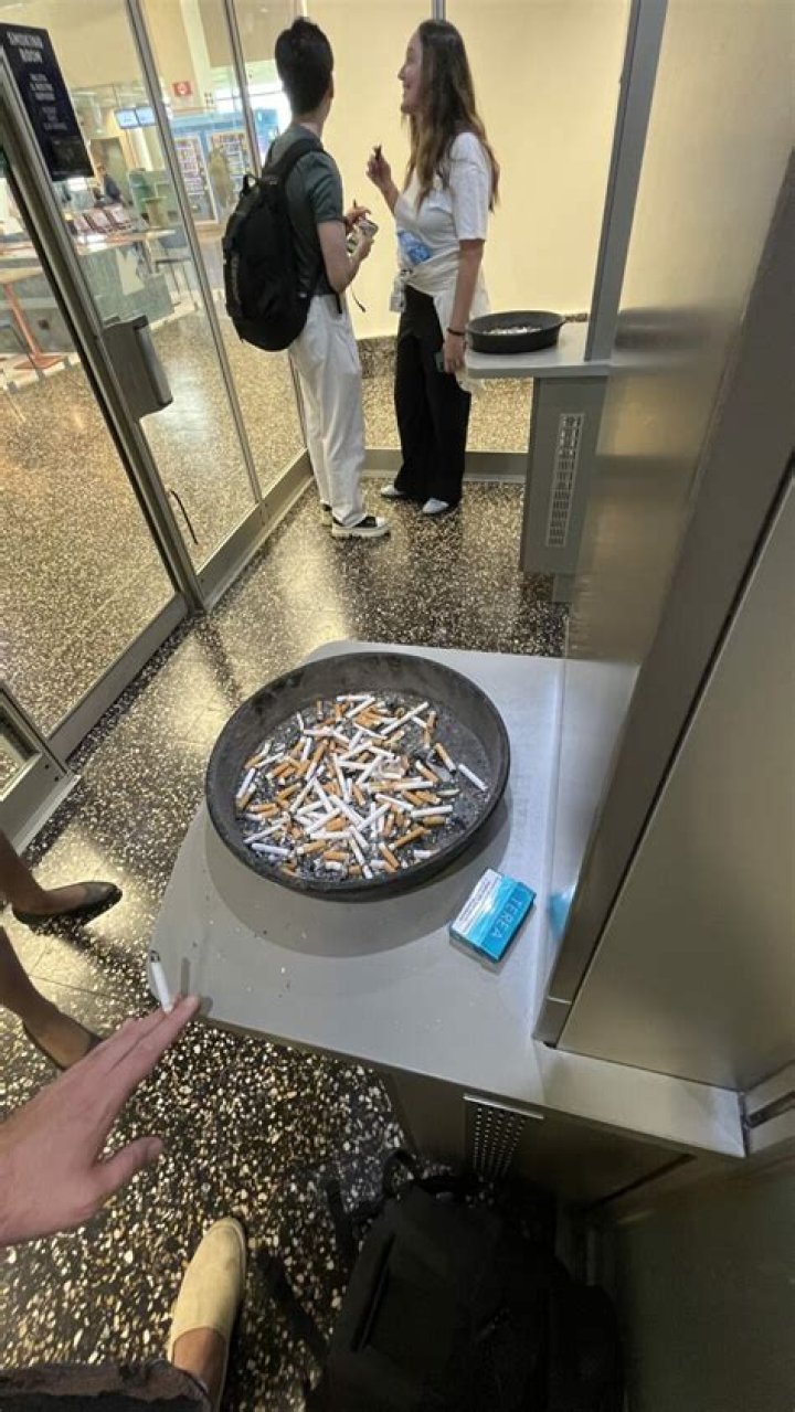 Is there a smoking section at San Francisco airport
