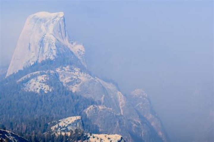 Is Yosemite Closed due to fire