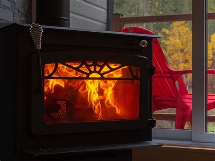 Should a wood burning stove smell