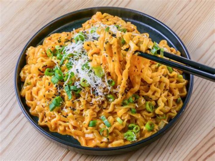 What are green noodles made of