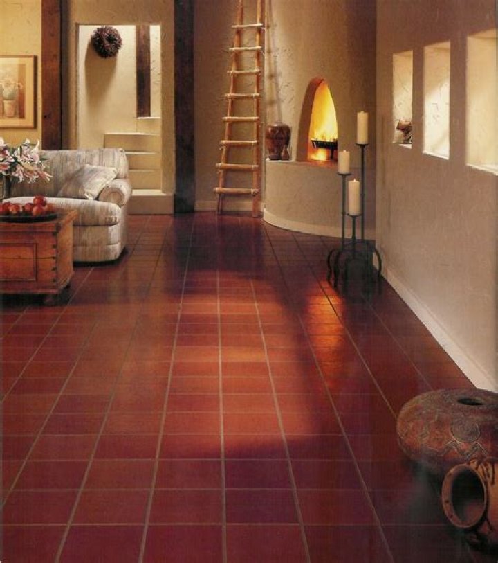 What color goes with red tiles