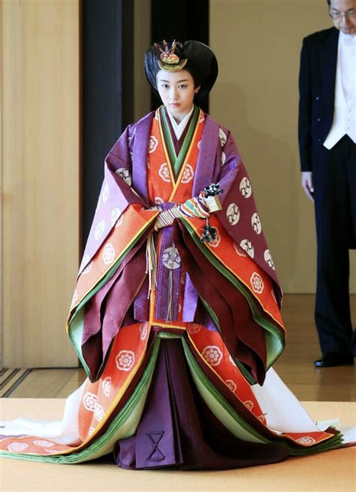 What do Japanese royalty wear