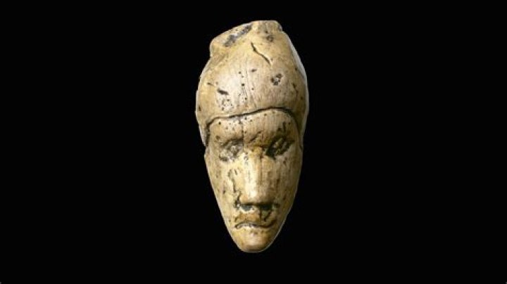 What is the earliest form of Theatre to use mime