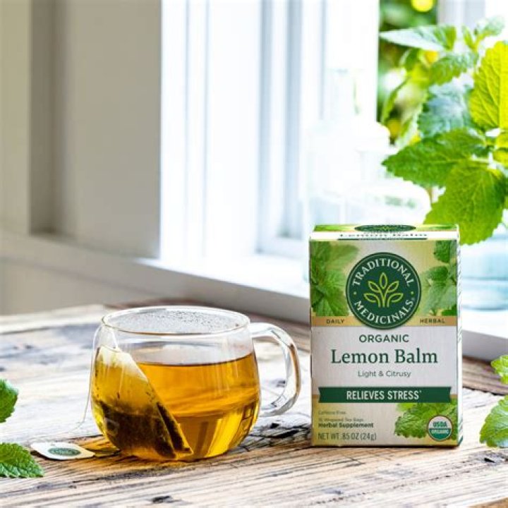 What part of lemon balm is edible